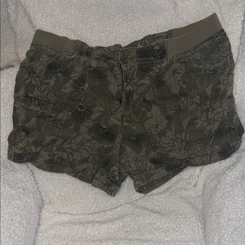 **3 for $6** Sonoma Women's Dark Green Floral Cargo Shorts